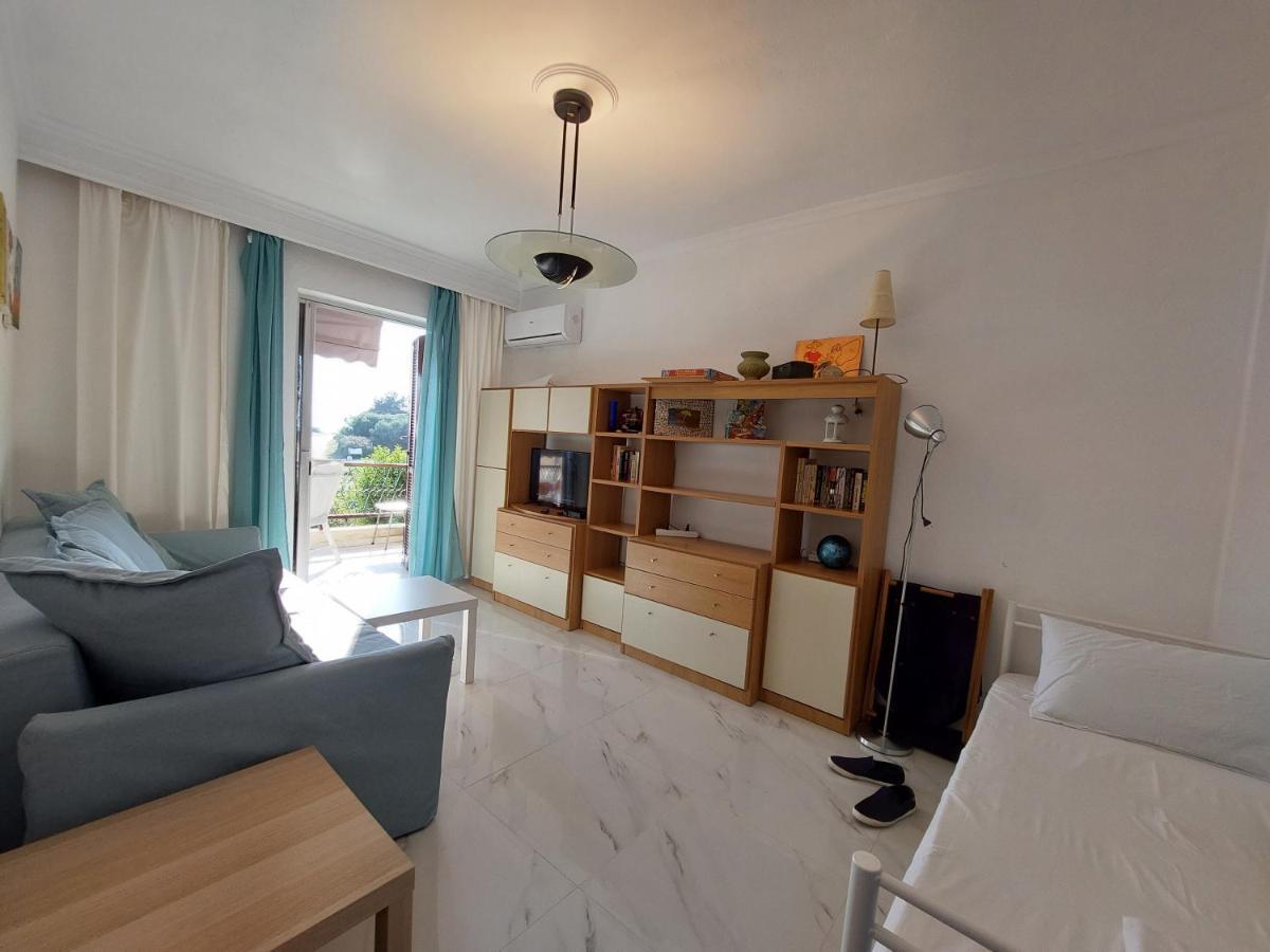 Kariani Beach Apartment Eksteriør bilde