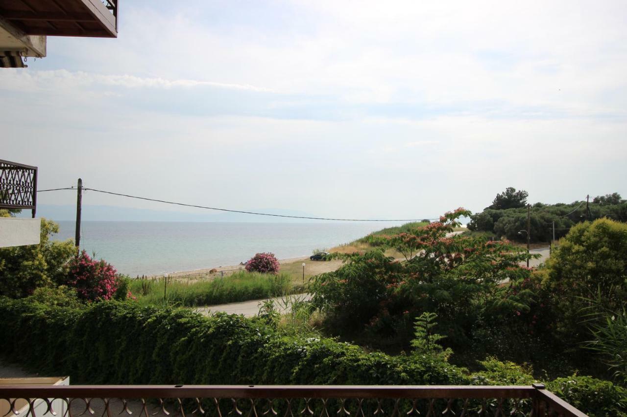 Kariani Beach Apartment Eksteriør bilde