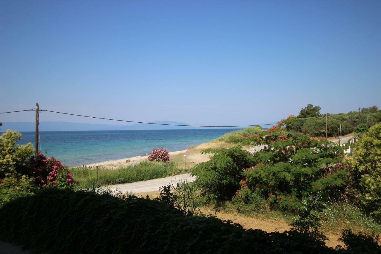 Kariani Beach Apartment Eksteriør bilde